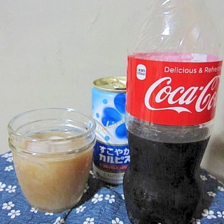 【コカ･コーラ】レモン風味のカルピスコーラ